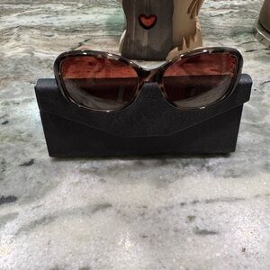 Elegant Black Sunglasses with Case